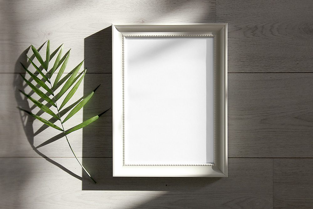 Download 35 Best Picture Frame Mockup Templates | Mediamodifier