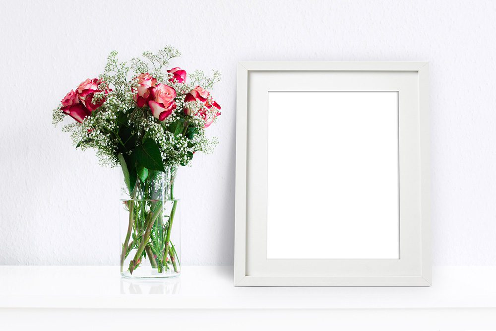 Download 35 Best Picture Frame Mockup Templates | Mediamodifier