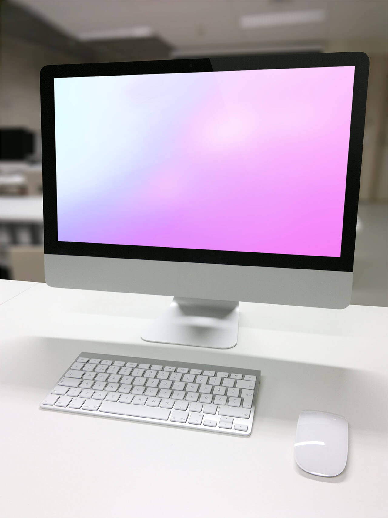 19-imac-computer-on-office-desk-mockup
